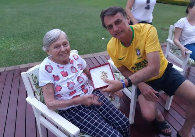 *NOTA DE PESAR*  *Arthur Vírgilio lamenta morte da mãe do presidente Bolsonaro*