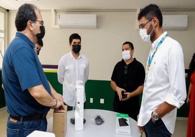 Alternativas tecnológicas na área da educação são apresentadas por comitiva de Israel em visita ao Cime Lúcia Almeida