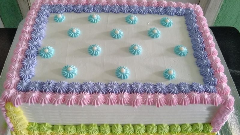 Bolo de festa é furtado por motorista de app, diz empresária: ‘Nunca vi isso na minha vida’