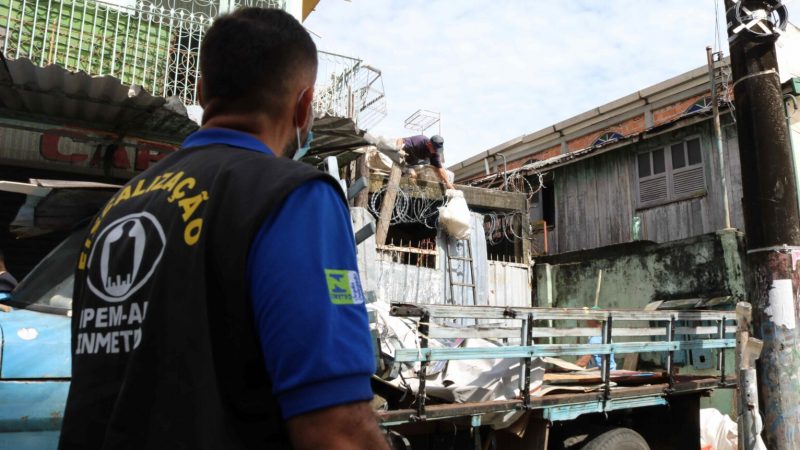 Sucatarias de Manaus são alvo de operação contra venda de materiais furtados