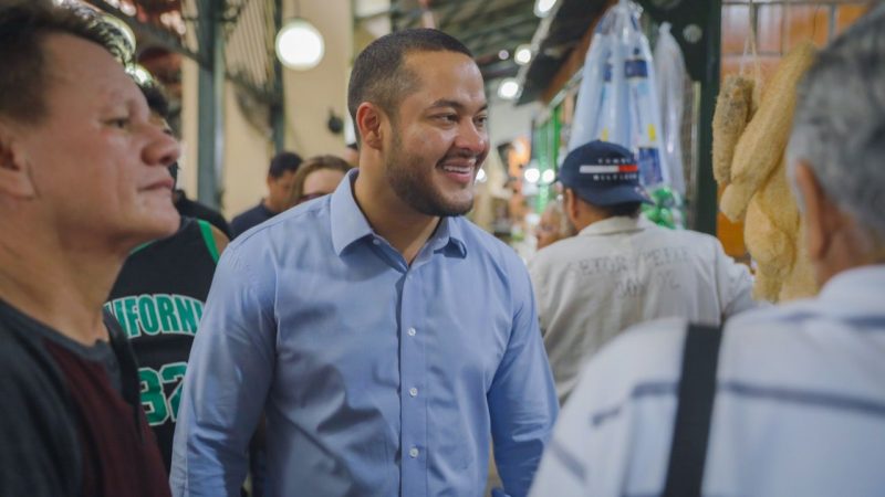 Adail Filho se reúne com lideranças e sugere autossuficiência dos pescadores