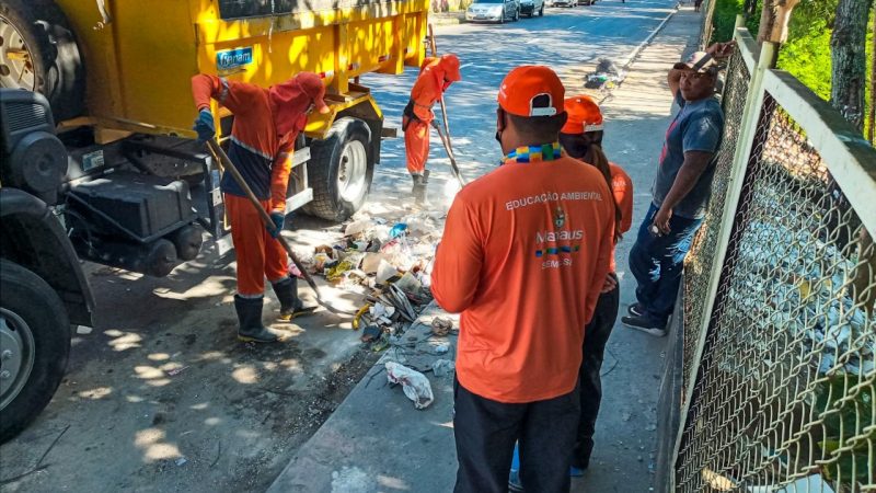 Prefeitura realiza ação de conscientização ambiental na avenida Beira Mar