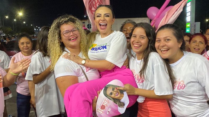 Gestora em saúde é ovacionada ao ser confirmada como candidata à deputada estadual pelo Avante no Amazonas